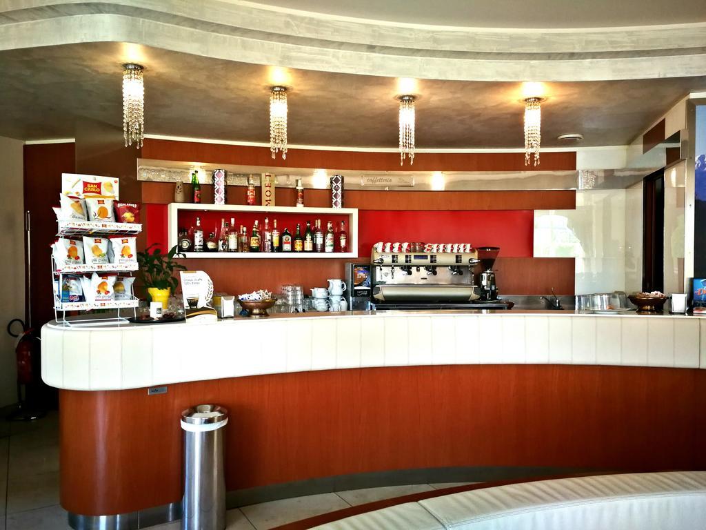Hotel Concorde Sant'Egidio alla Vibrata Extérieur photo