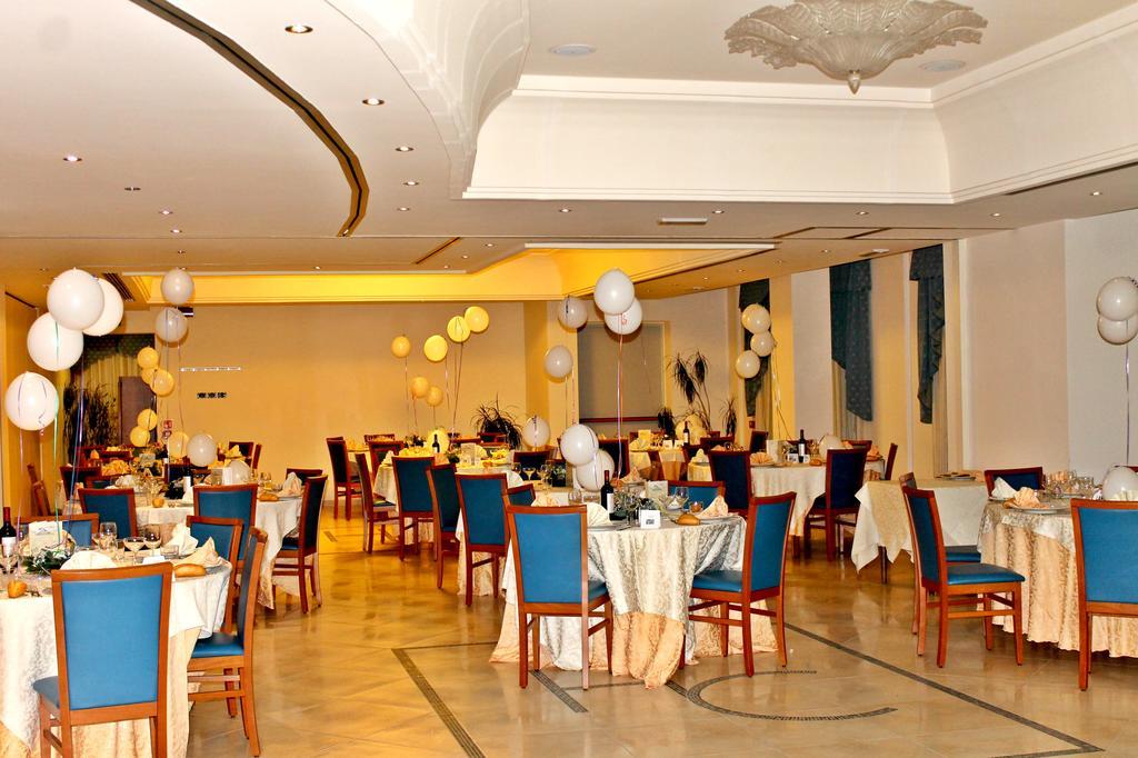 Hotel Concorde Sant'Egidio alla Vibrata Extérieur photo