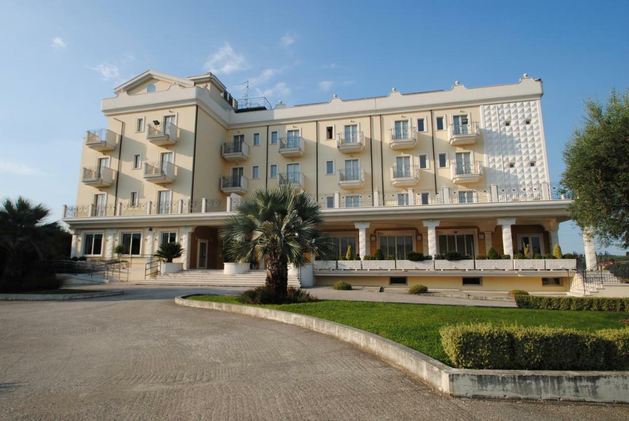 Hotel Concorde Sant'Egidio alla Vibrata Extérieur photo