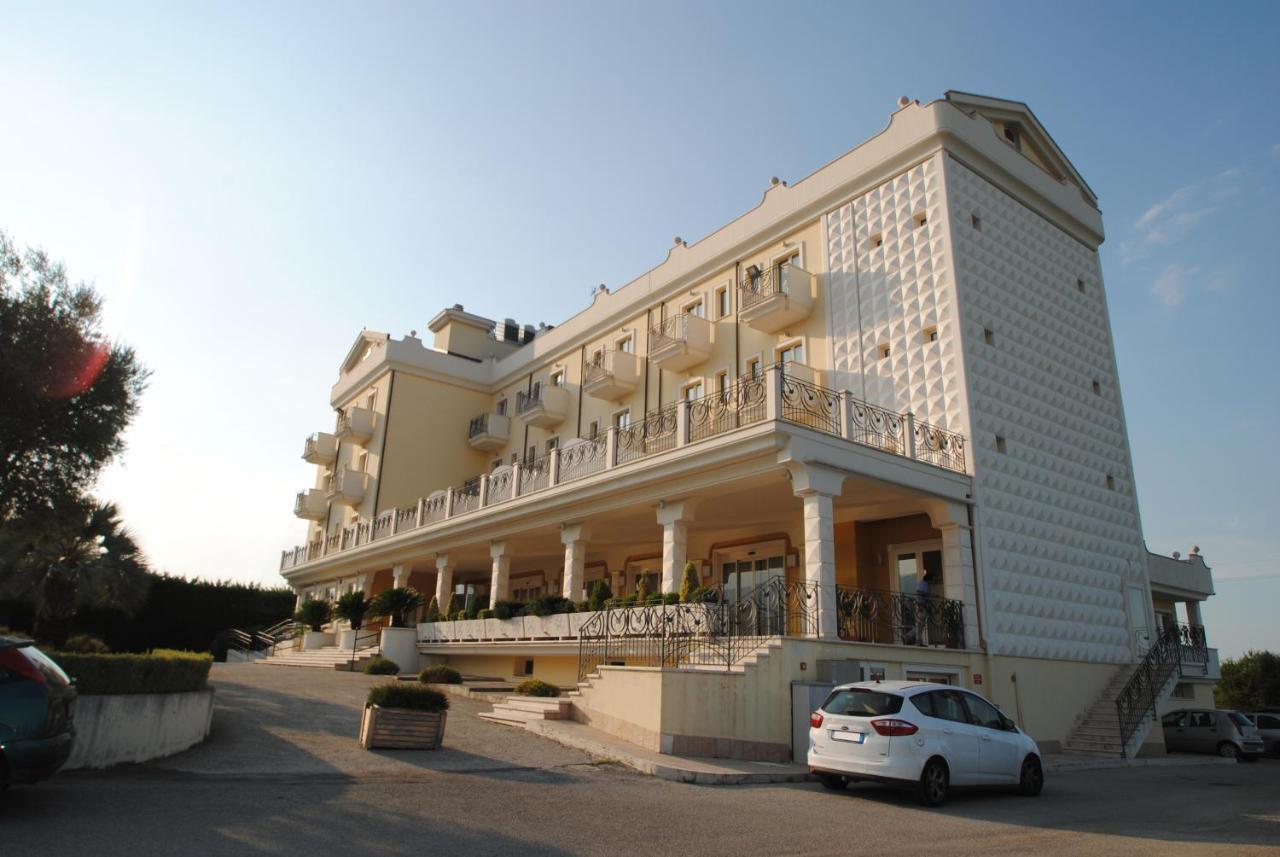 Hotel Concorde Sant'Egidio alla Vibrata Extérieur photo